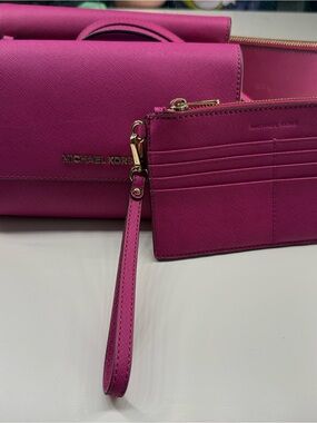 Michael Kors Pink purse with Card Case